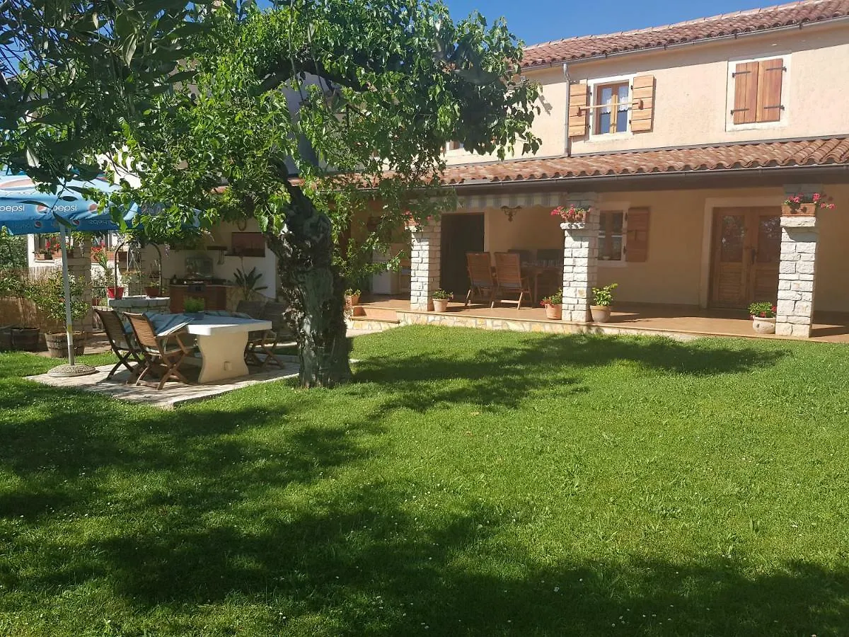 Vila Casa Istria Buje